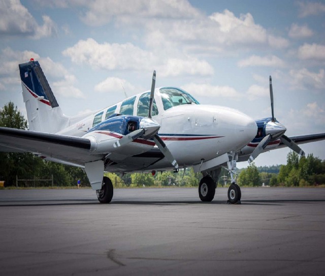 Image of tail N812JC