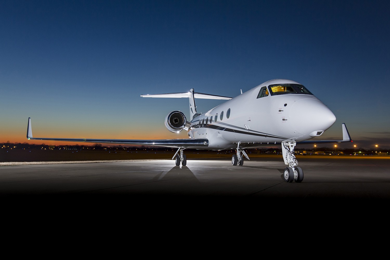 Image of tail N585RM