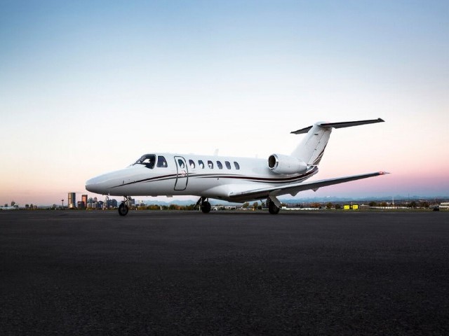 Image of tail N532LW
