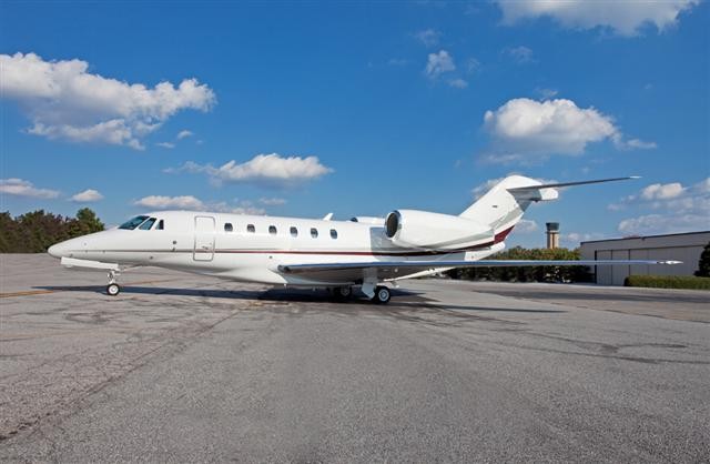 Image of tail N200JT