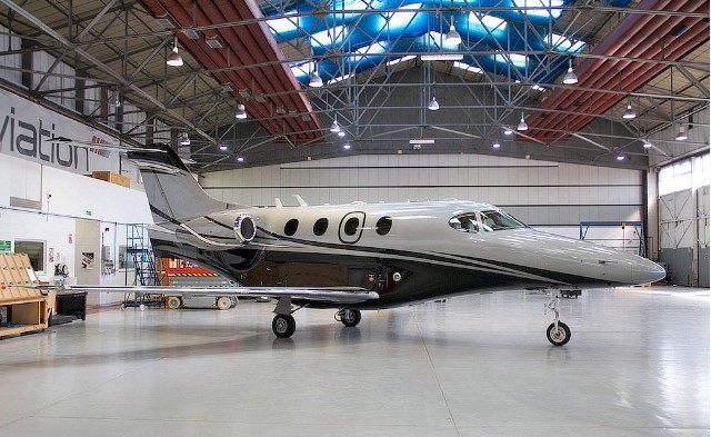 Image of tail N603RS
