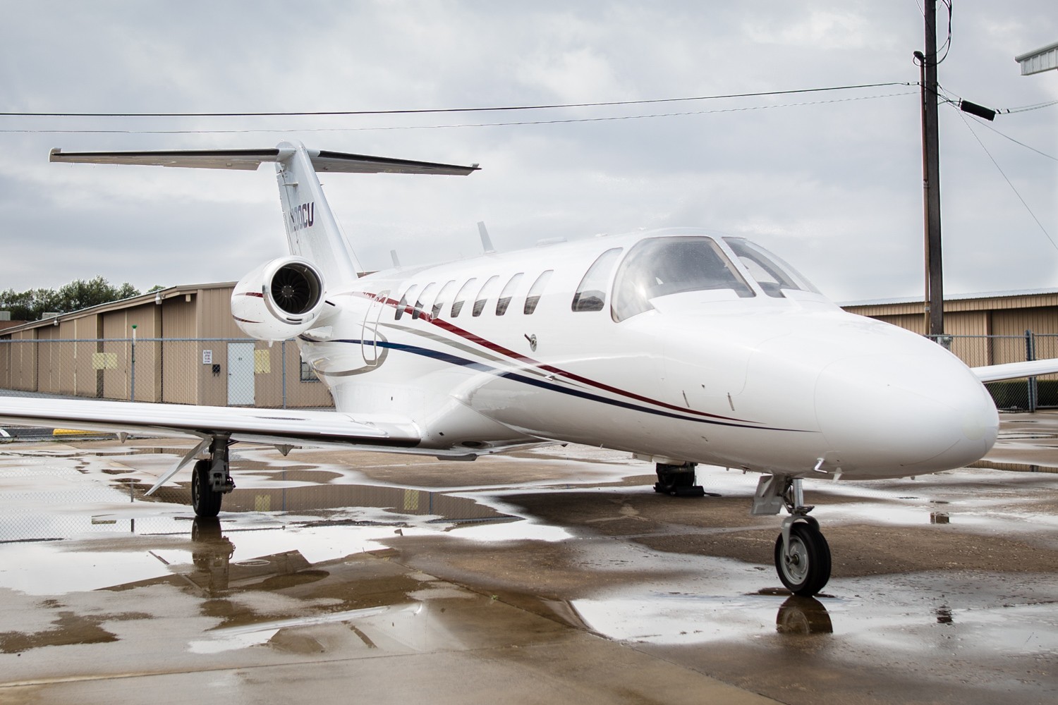 Image of tail N800CU