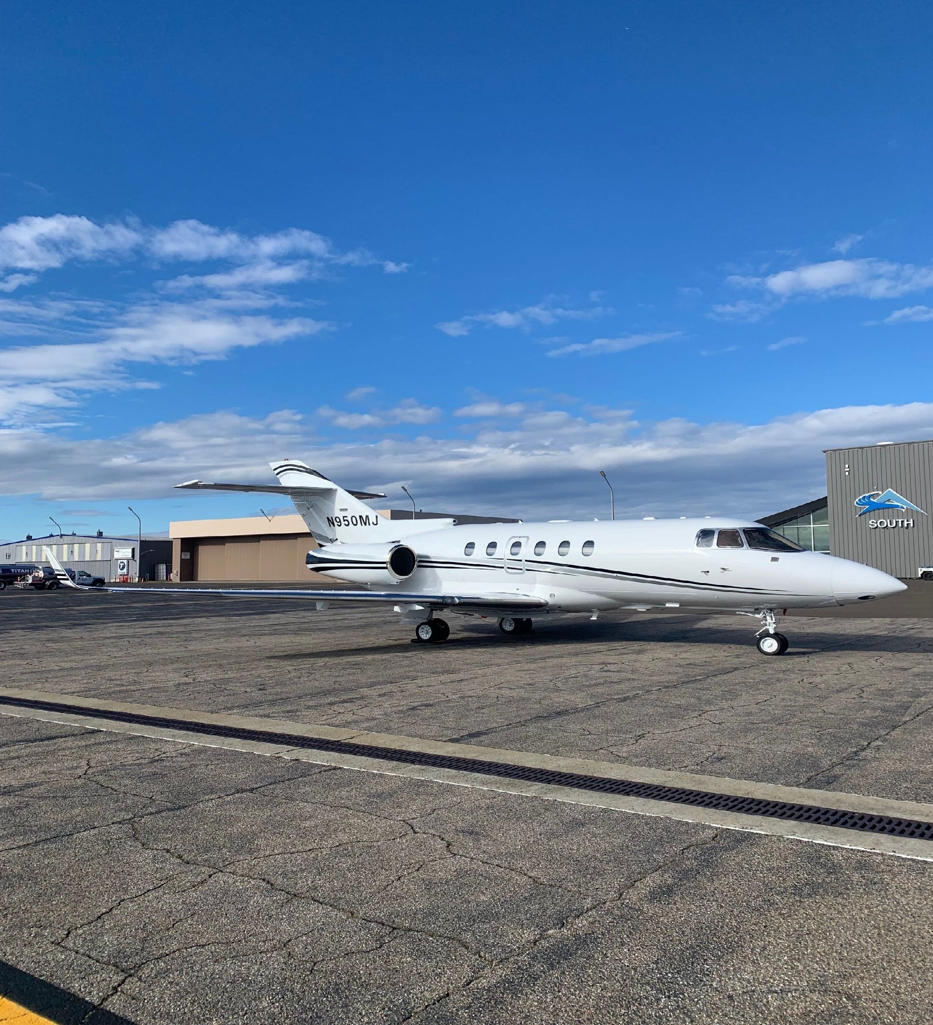 Image of tail N950MJ