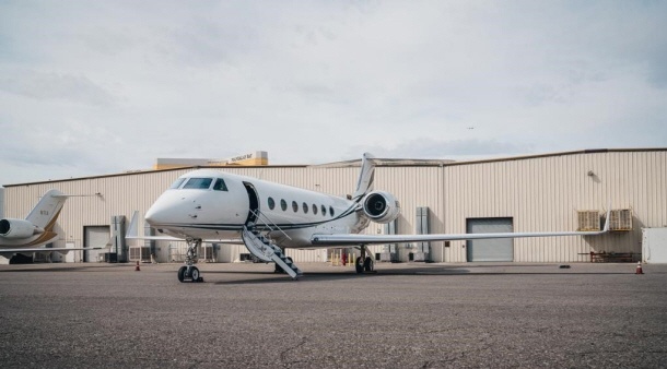 Image of tail N909JC