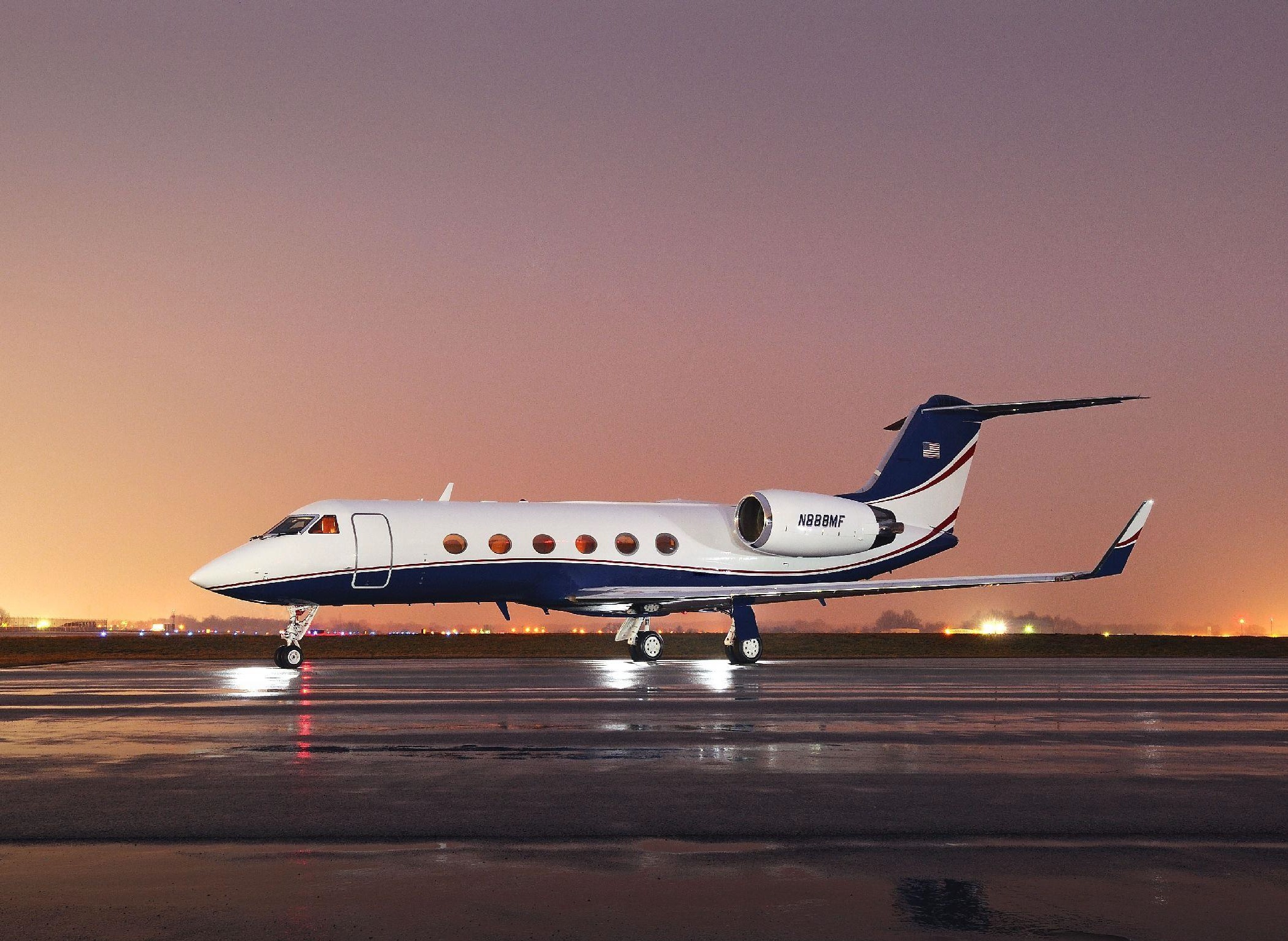 Image of tail N888MF