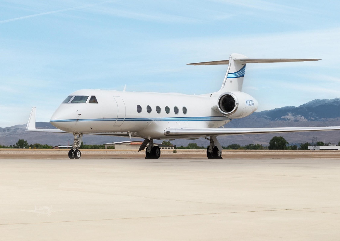 Image of tail N127GG