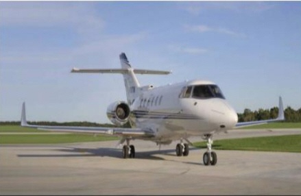 Image of tail N104EJ