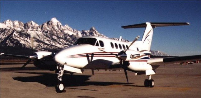 Image of tail N185MV