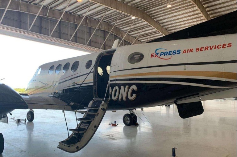 Image of tail N120NC