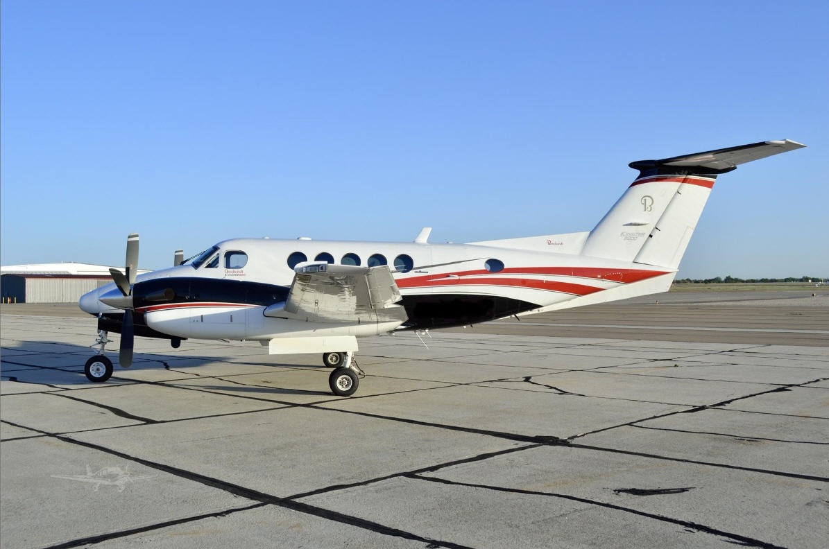Image of tail N200WP