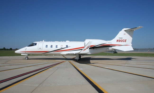 Image of tail N90CE