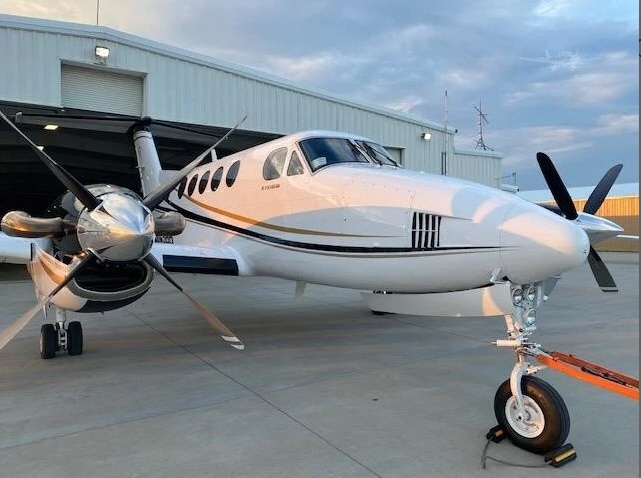 Image of tail N1496B