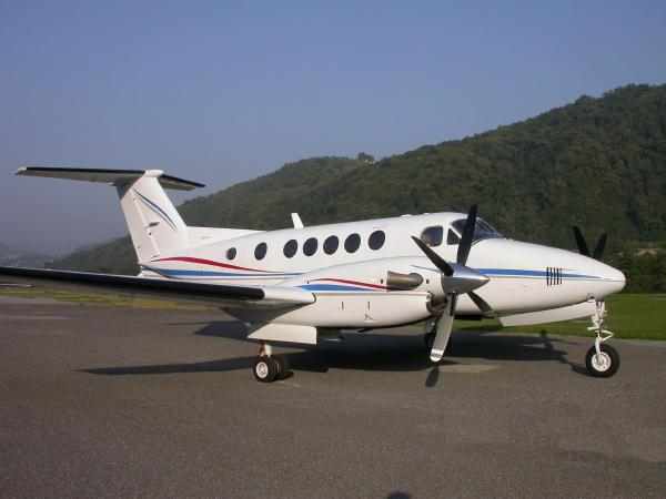 Image of tail N212LW