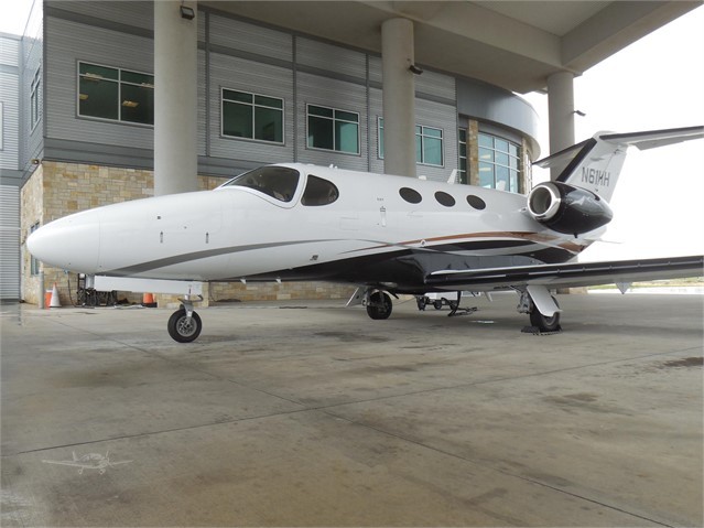 Image of tail N61HH