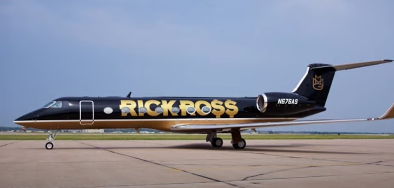Image of tail N676AS