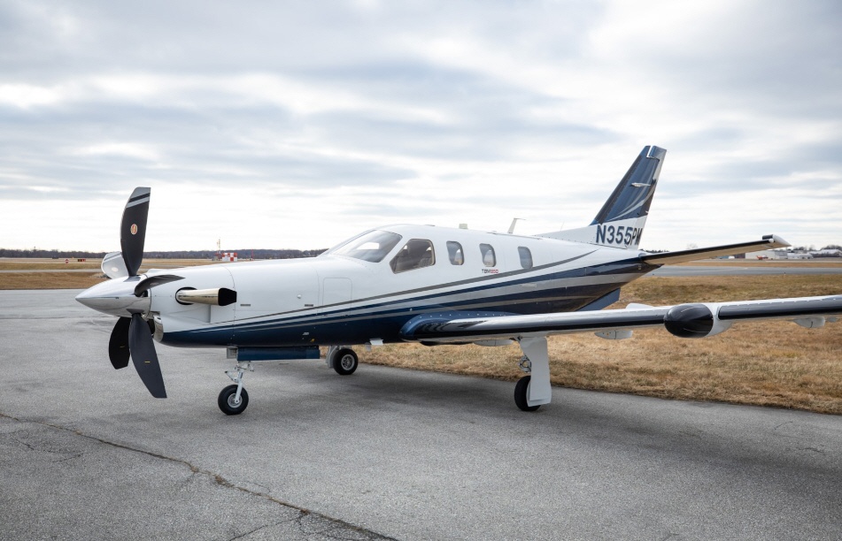 Image of tail N355PM