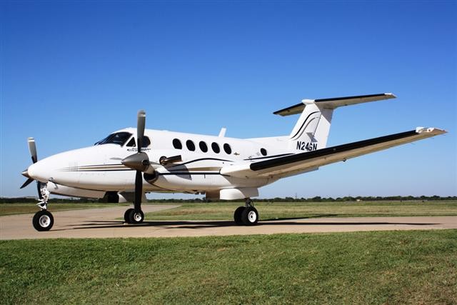 Image of tail N24GN