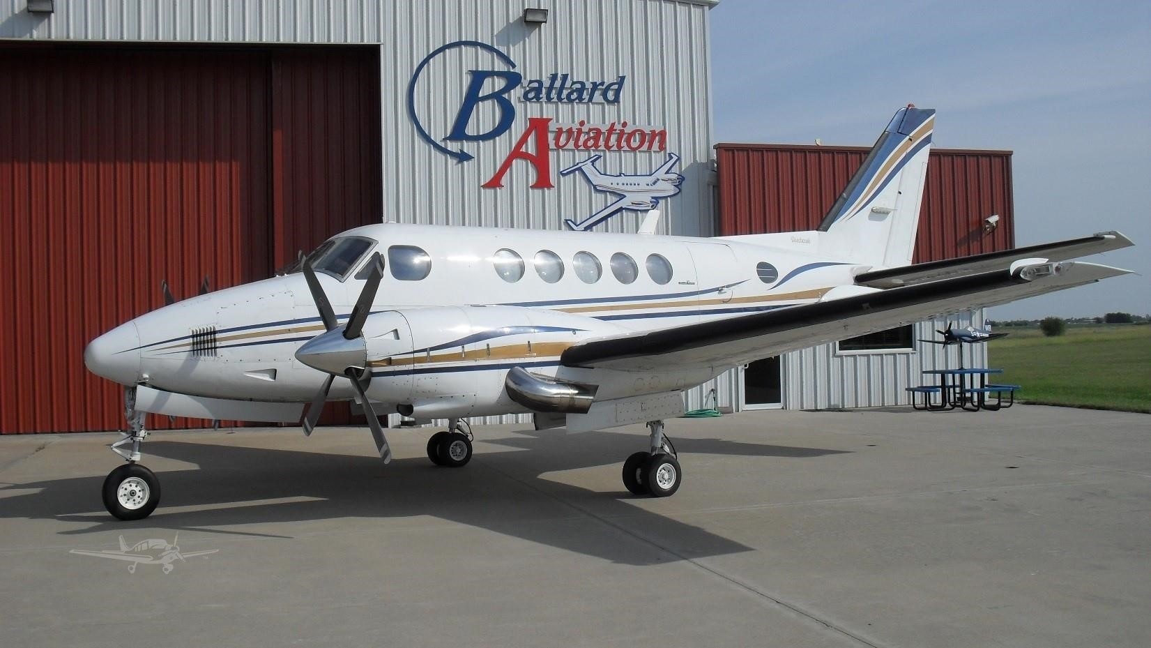 Image of tail N93SF