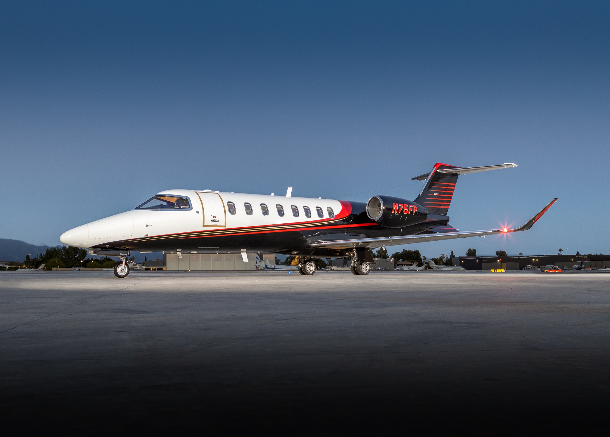 Image of tail N75FP