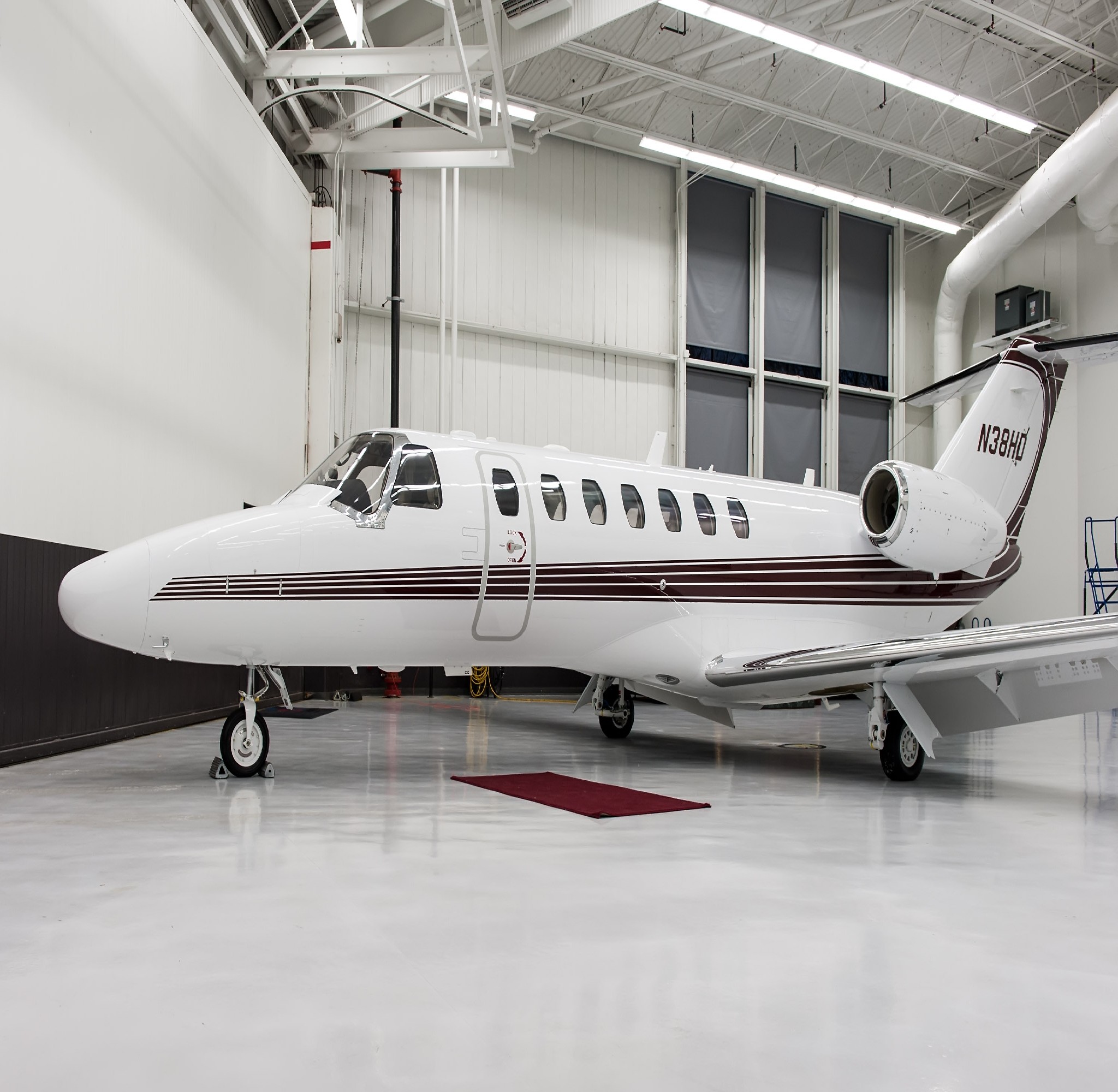 Image of tail N38HD