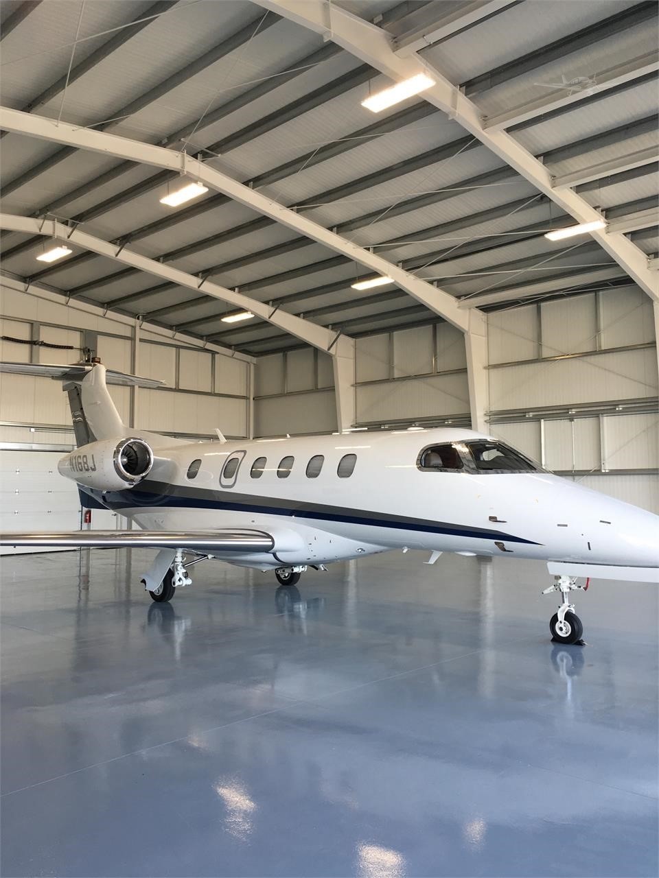 Image of tail N168J