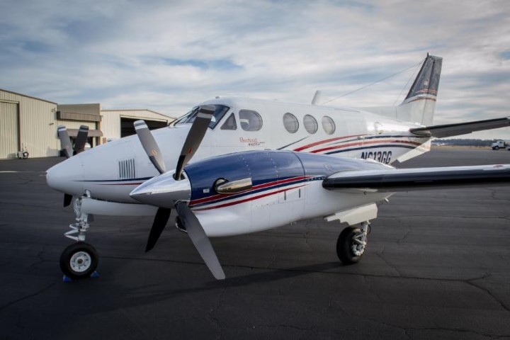 Image of tail N613GG