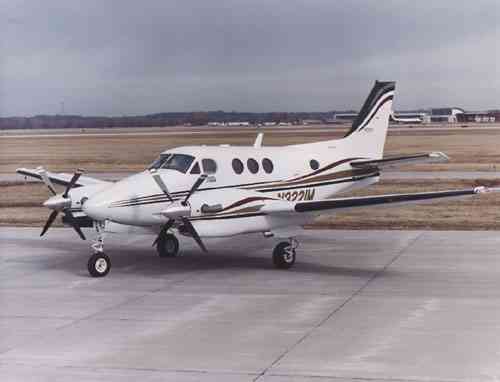 Image of tail N3221M
