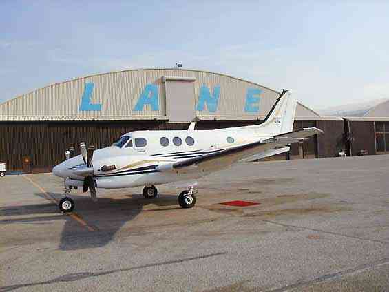 Image of tail N915MR