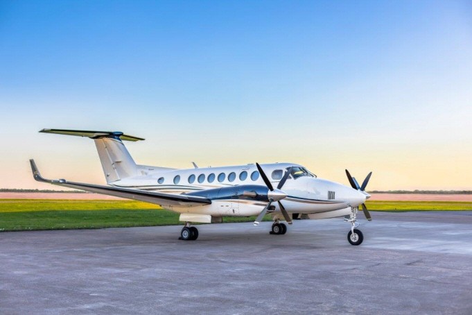 Image of tail N724TR