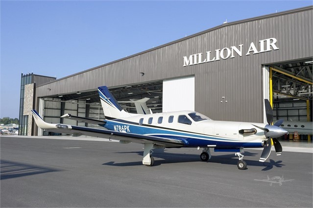 Image of tail N900RJ