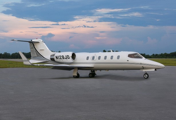 Image of tail N553LM