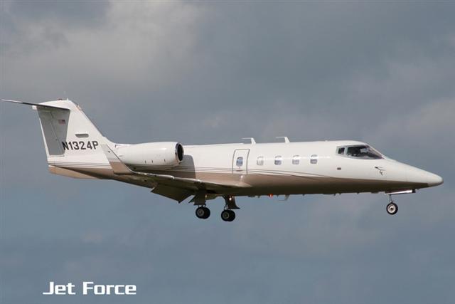 Image of tail N155ER
