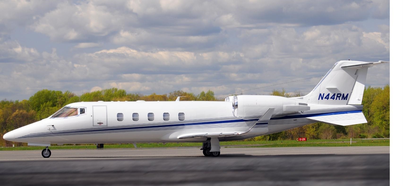 Image of tail N44RM
