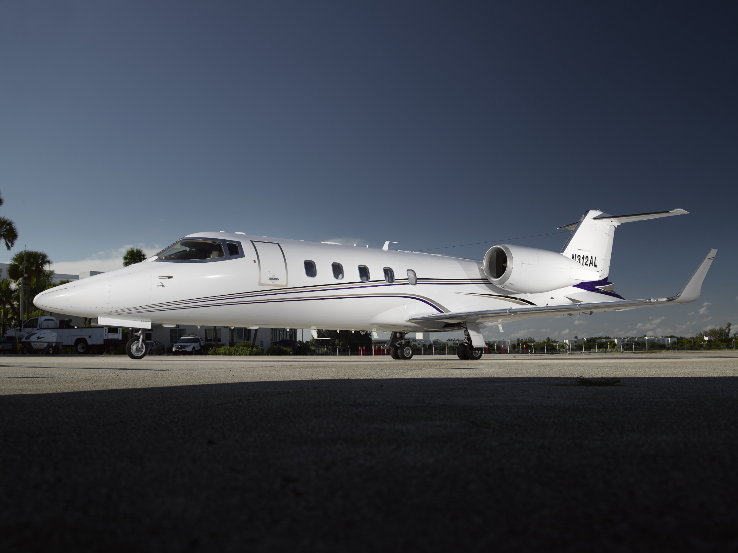 Image of tail N543EZ
