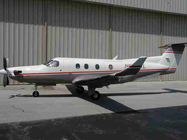 Image of tail N977XL