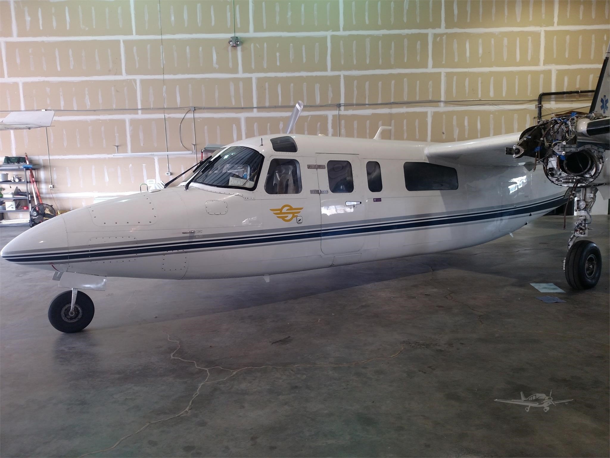 Image of tail N751BR