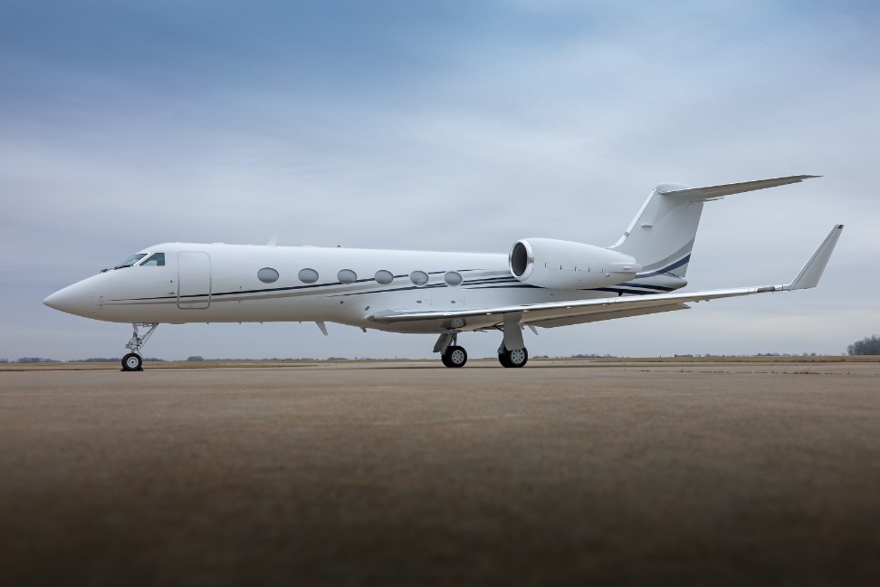 Image of tail N218MD
