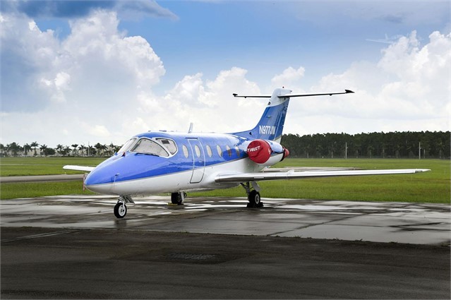 Image of tail N977JM