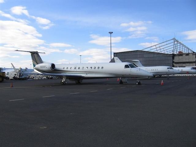 Image of tail N905FL