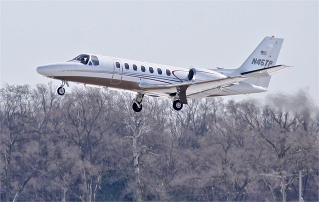 Image of tail N560BM