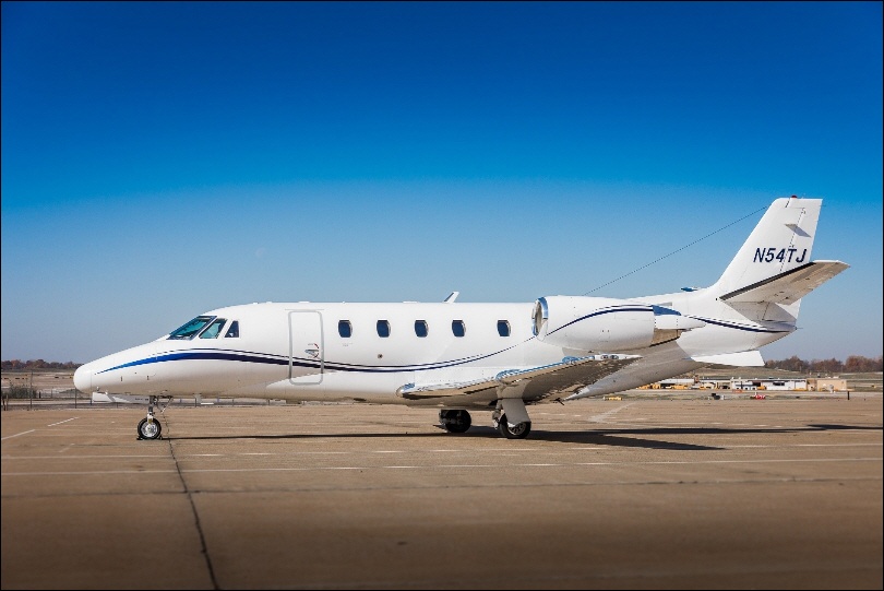 Image of tail N824PM