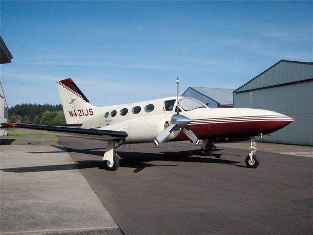 Image of tail N421JS