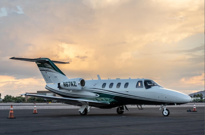 Image of tail N67AZ