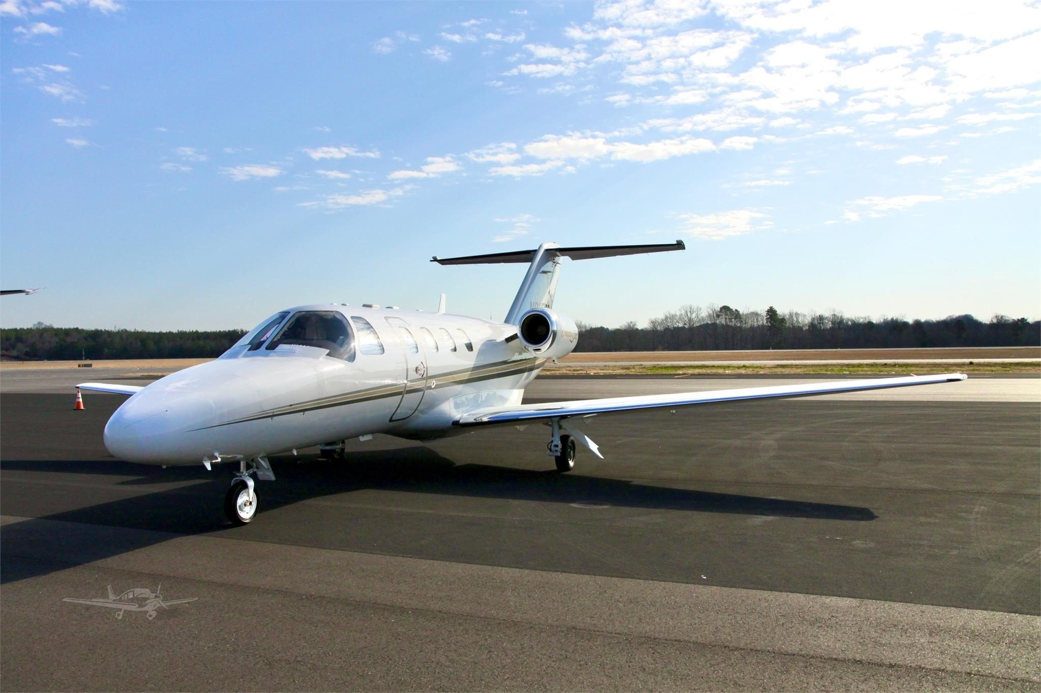 Image of tail N915SF